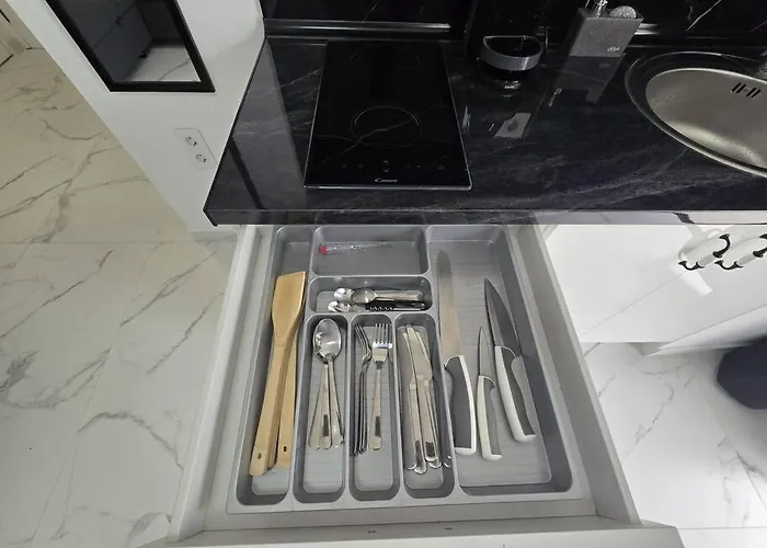 Dream 1 Bedroom Terrace Dining Pool